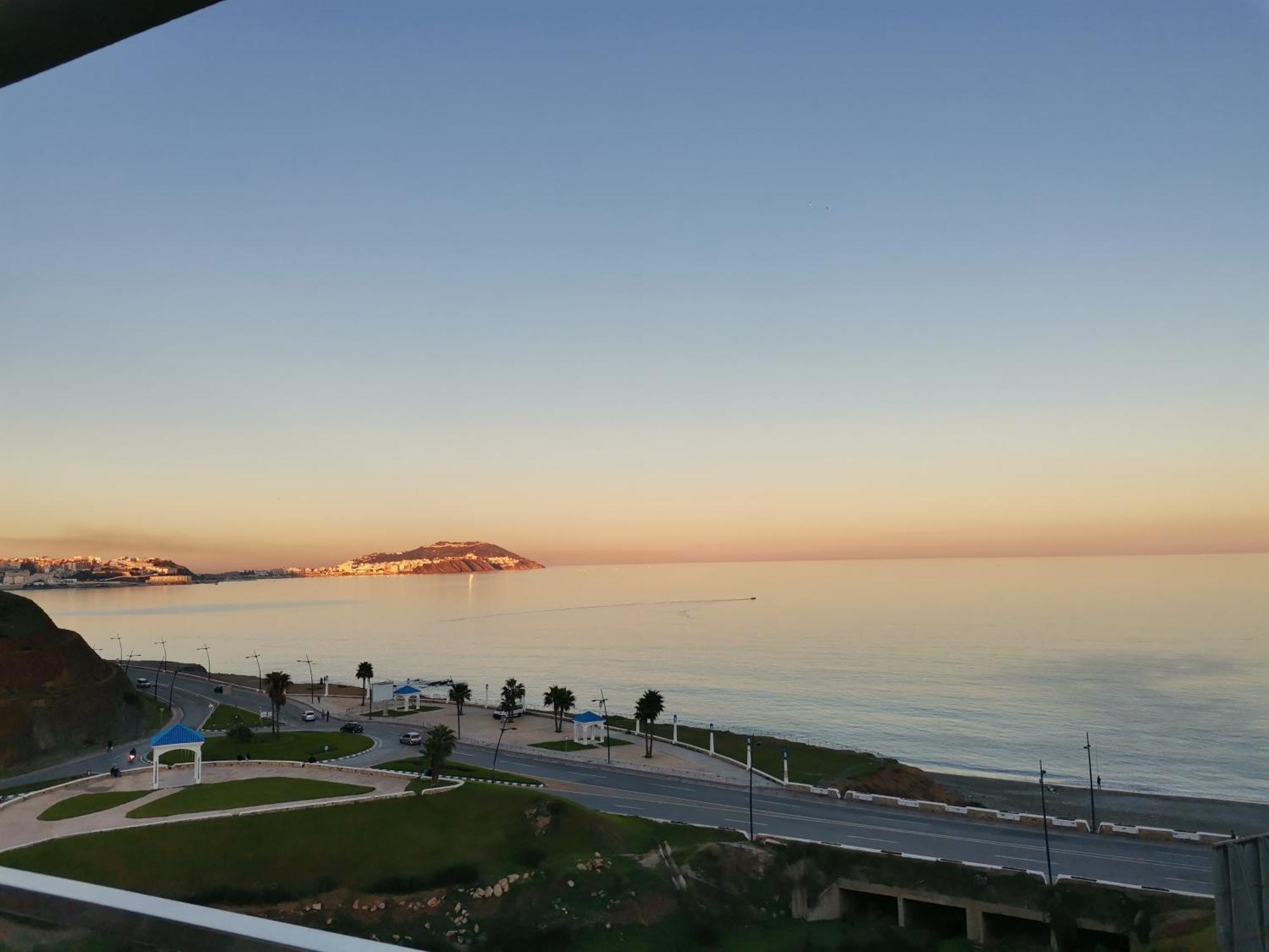 Appartf3 Vue Panoramique Sur Mer Residence Vista Del Mar Фнидек Екстериор снимка